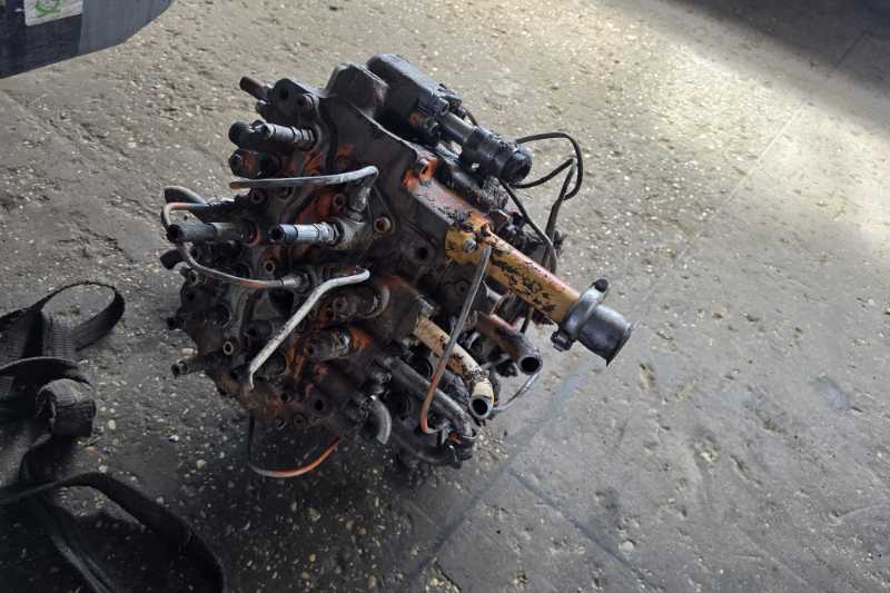 OmecoHub - Immagine FIAT HITACHI EX215